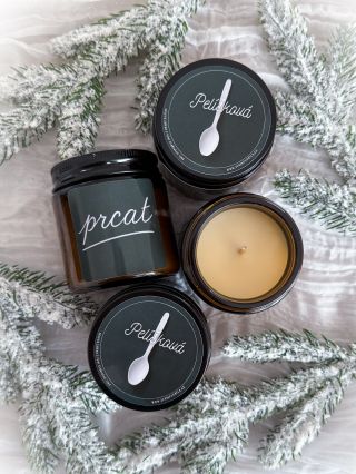 Rozmohl se nám tu takový nešvar 🤭 Pelíšková svíčka - Česká klasika s vůní pořádného svařáku🍷 V prodeji od 6.11. Doplnění...